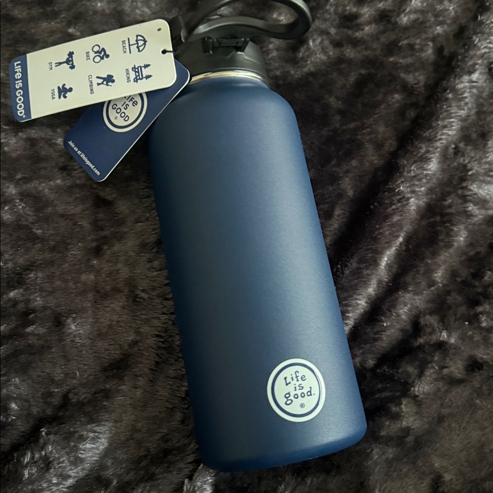 Life Is Good ‘Be The Person Your Dog Thinks You Are’ 32 oz. stainless tumbler - Picture 6 of 8